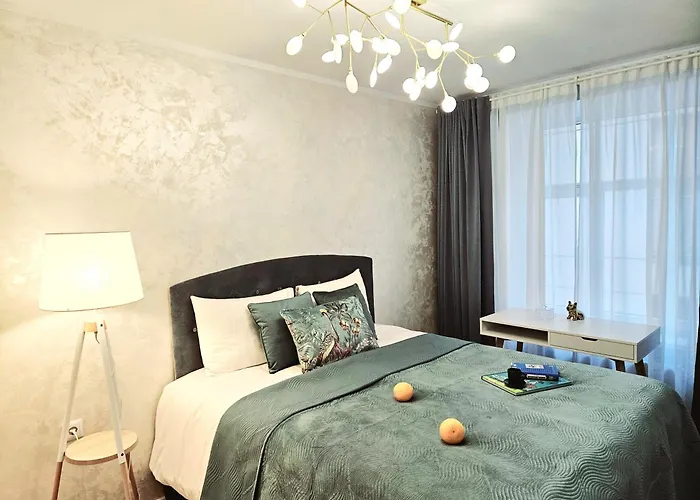 Old Town Serenity Breeze Apartment Prime Location